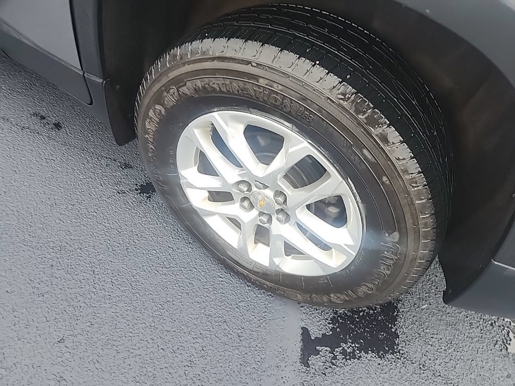 Used 2019 Chevrolet Traverse LT w/ LPO, Floor Liner Package AWD/4WD image 5
