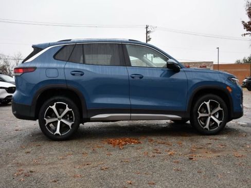 New 2026 Volkswagen Tiguan SE FWD image 8