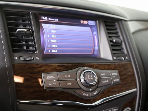 Used 2017 Nissan Armada Platinum w/ Interior Lighting Package image 19