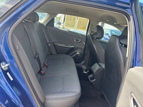 Used 2025 Kia K4 FWD image 24