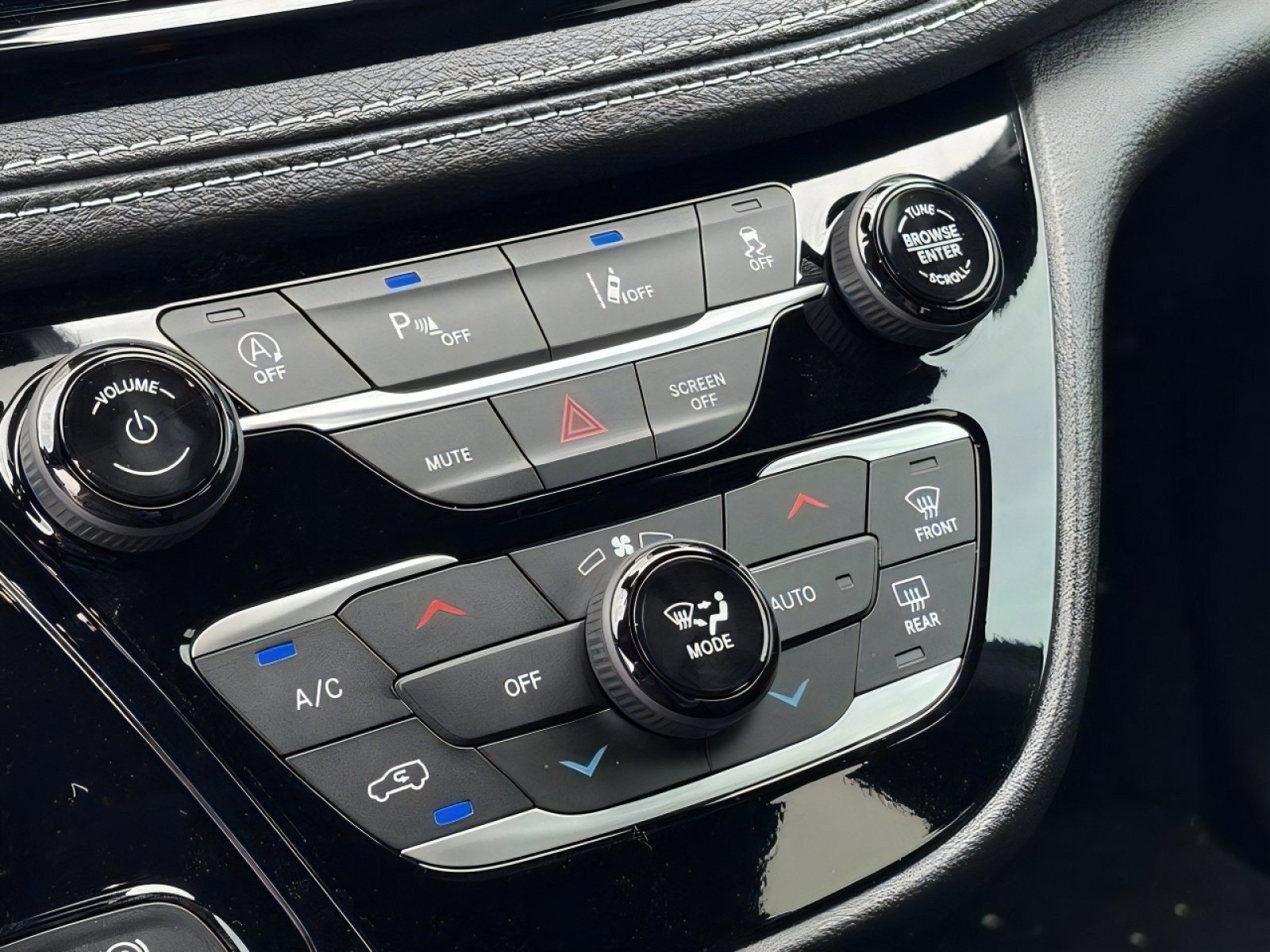 New 2027 Chrysler Pacifica Select FWD image 29