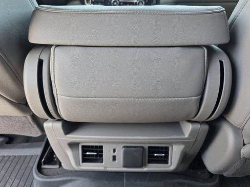 Certified 2025 Chevrolet Silverado 2500 LTZ AWD/4WD image 35