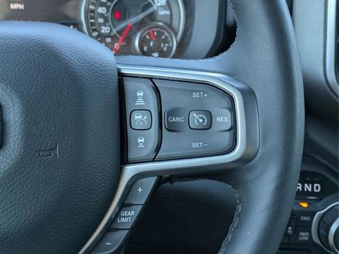 Used 2025 RAM 1500 Big Horn AWD/4WD image 24