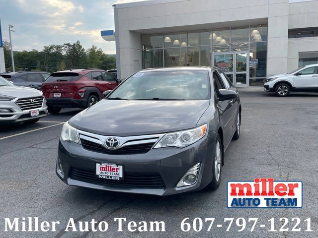 Used 2013 Toyota Camry XLE FWD image 1