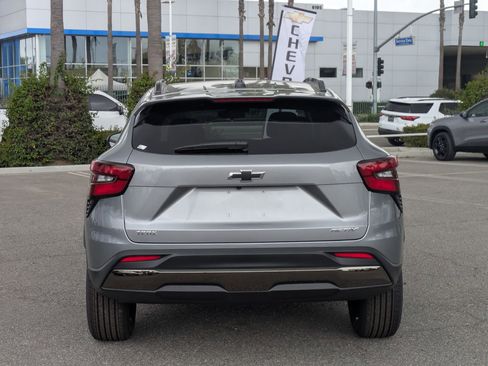 New 2026 Chevrolet Trax ACTIV image 4