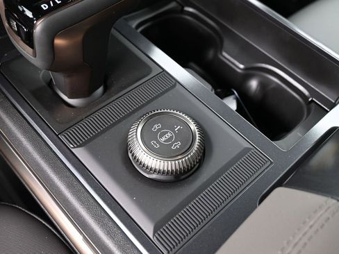 New 2025 GMC Hummer EV 2X w/ LPO, Sport Package image 25