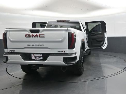Used 2025 GMC Sierra 2500 AT4 AWD/4WD image 48