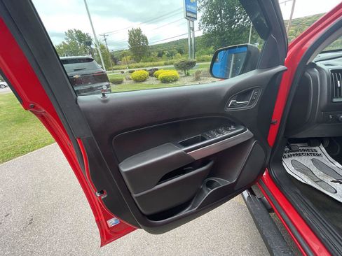 Used 2017 Chevrolet Colorado LT image 20