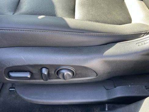 Used 2021 Chevrolet Blazer LT image 34