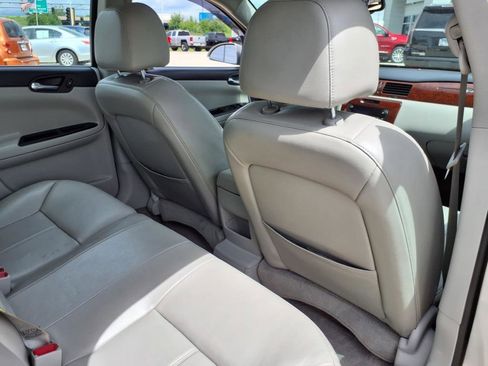 Used 2008 Chevrolet Impala SS w/ Convenience Package image 16