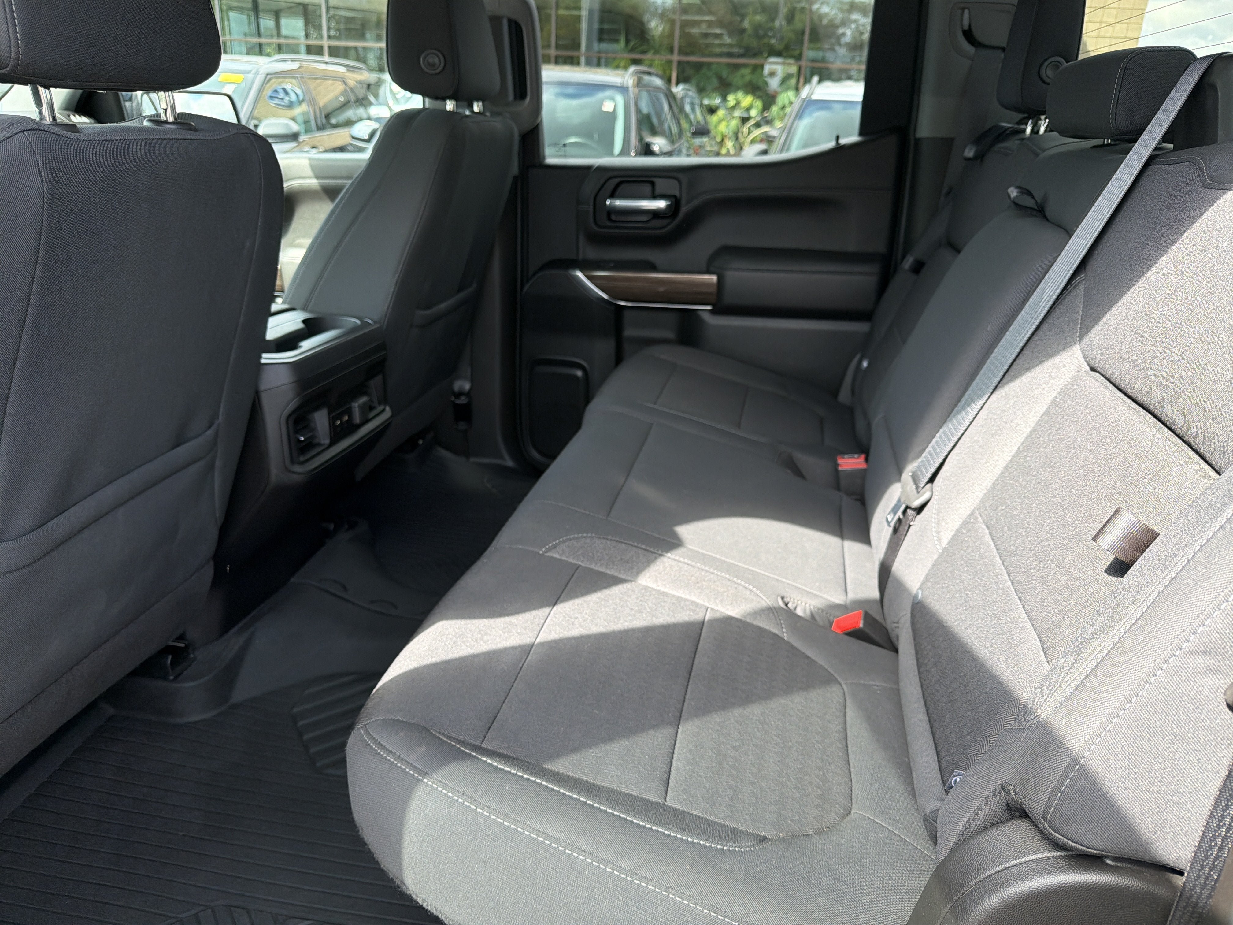 Used 2021 Chevrolet Silverado 1500 LT Trail Boss w/ LPO, Dark Essentials Package AWD/4WD image 20
