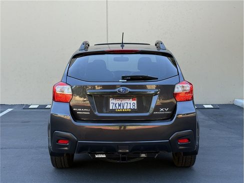 Used 2015 Subaru Crosstrek 2.0i Premium w/ Moonroof Package AWD/4WD image 5