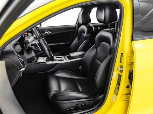 Used 2018 Kia Stinger GT image 33