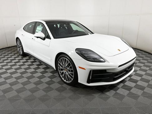 New 2025 Porsche Panamera RWD image 28