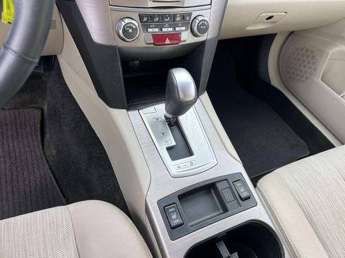 Used 2014 Subaru Outback 2.5i Premium image 30