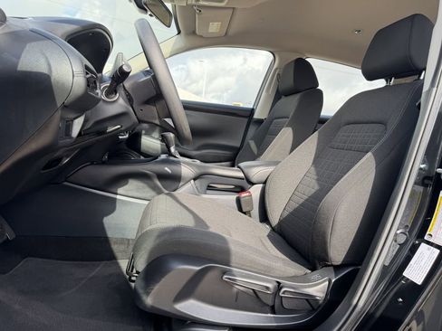 Used 2025 Honda HR-V LX image 26