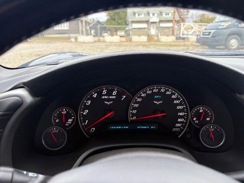 Used 2005 Chevrolet Corvette Convertible 2D w/ Preferred Equipment Group image 16