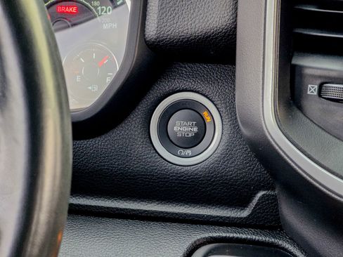 Used 2022 RAM 1500 Big Horn image 40