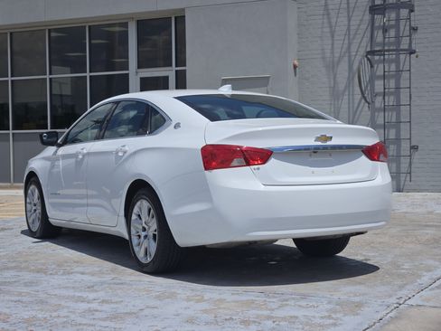 Used 2019 Chevrolet Impala LS FWD image 5