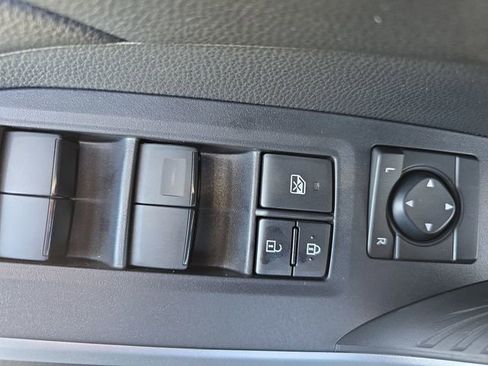 Certified 2025 Toyota RAV4 LE image 27