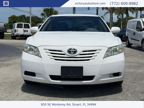 Used 2008 Toyota Camry LE FWD image 8