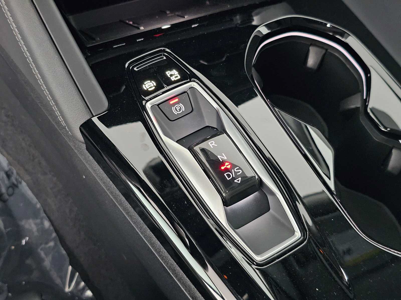 Used 2025 Audi Q5 Premium Plus w/ Premium Plus AWD/4WD image 31