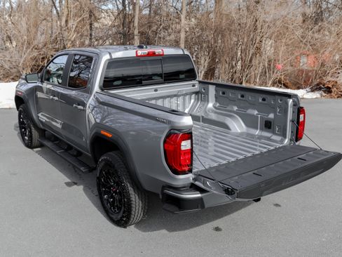 New 2026 GMC Canyon Elevation w/ Convenience Package image 8