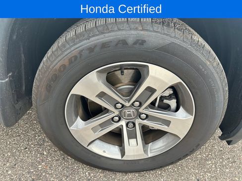 Used 2025 Honda Pilot EX-L image 9