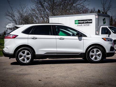 Used 2022 Ford Edge SE image 4