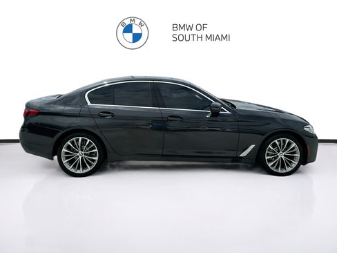 Used 2022 BMW 530i w/ M Sport Package RWD image 8