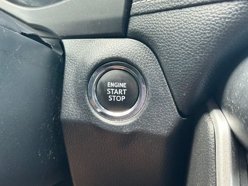 Used 2024 Toyota RAV4 XLE FWD image 25