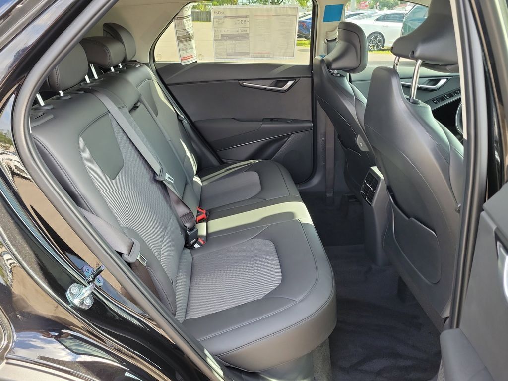 New 2026 Kia Niro EX w/ EX Premium Package FWD image 12