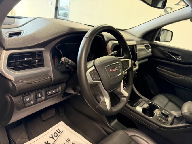Used 2023 GMC Acadia SLT w/ Elevation Edition FWD image 14