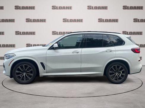 Used 2022 BMW X5 xDrive40i w/ M Sport Package AWD/4WD image 2