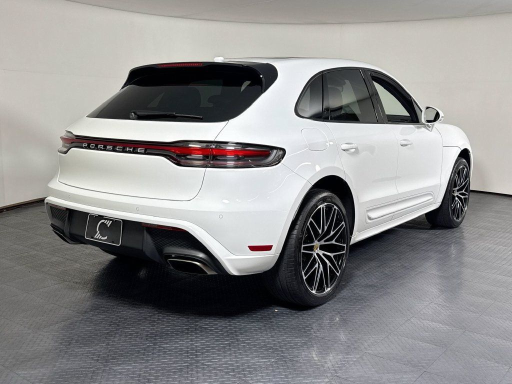 Used 2024 Porsche Macan AWD/4WD image 7