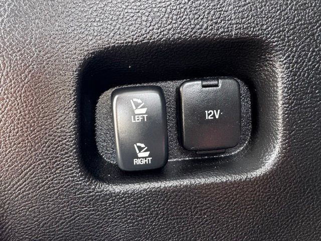 Used 2024 Ford Edge SEL AWD/4WD image 12