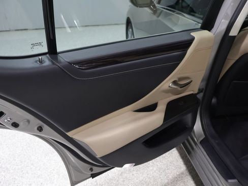 Used 2020 Lexus ES 350 w/ Premium Package FWD image 20