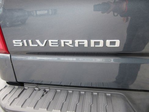 Used 2021 Chevrolet Silverado 1500 Custom Trail Boss image 10