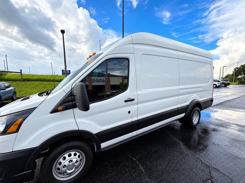Certified 2024 Ford Transit 350 148 High Roof Extended DRW RWD image 9