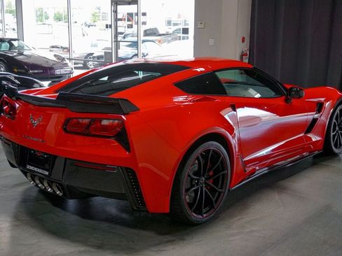 Used 2017 Chevrolet Corvette Grand Sport RWD image 7