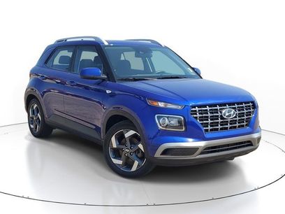 Used 2022 Hyundai Venue SEL