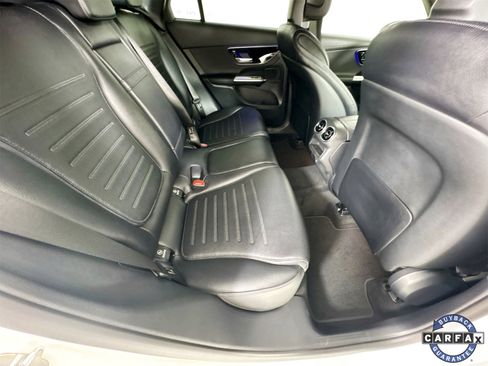 Used 2025 Mercedes-Benz GLC 350e GLC 350e image 28