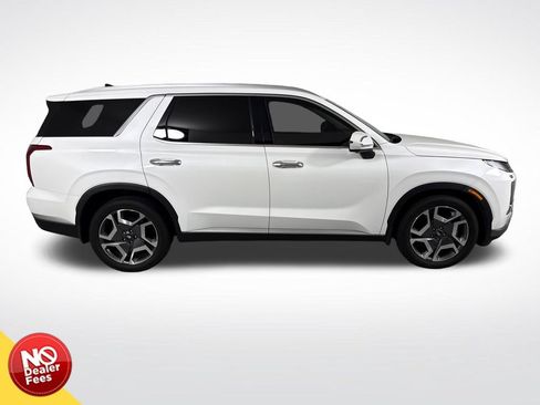 Used 2025 Hyundai Palisade SEL FWD image 2