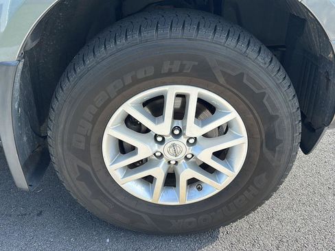 Used 2017 Nissan Frontier SV w/ SV Value Truck Package AWD/4WD image 30