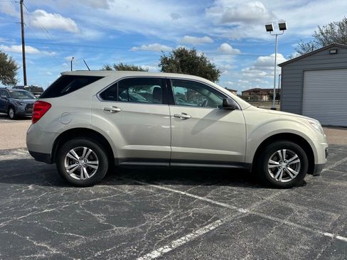 Used 2014 Chevrolet Equinox LS image 4