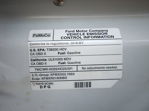 Used 2019 Ford Transit 250 130 Low Roof w/ Exterior Upgrade Package image 15