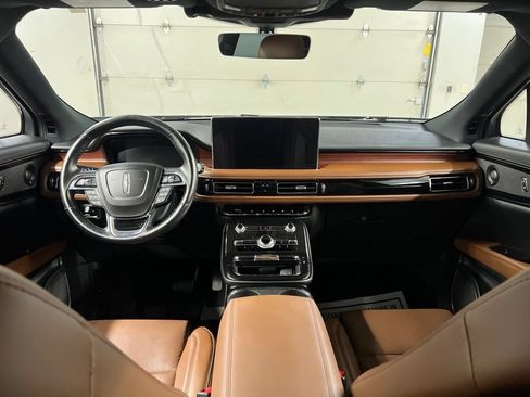 Certified 2023 Lincoln Nautilus Reserve w/ Equipment Group 201A AWD/4WD image 8