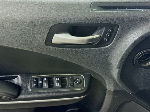 Used 2019 Dodge Charger SXT w/ Leather Interior Group image 24