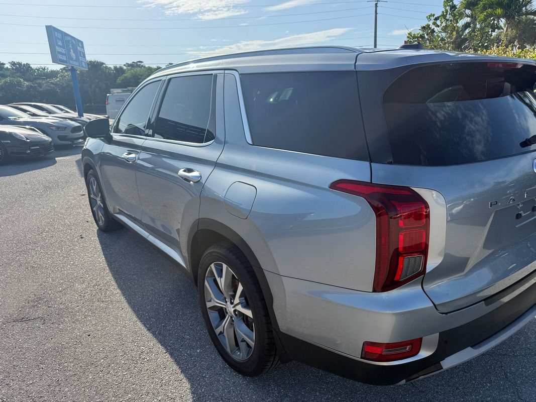 Used 2020 Hyundai Palisade SEL w/ Premium Package FWD image 9