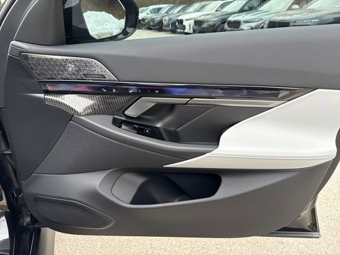 New 2026 BMW M5 Touring image 30